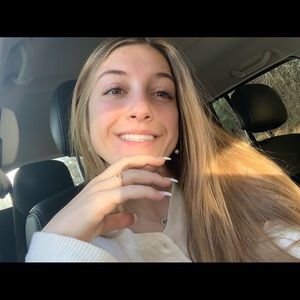 Meet your Posher, Cara